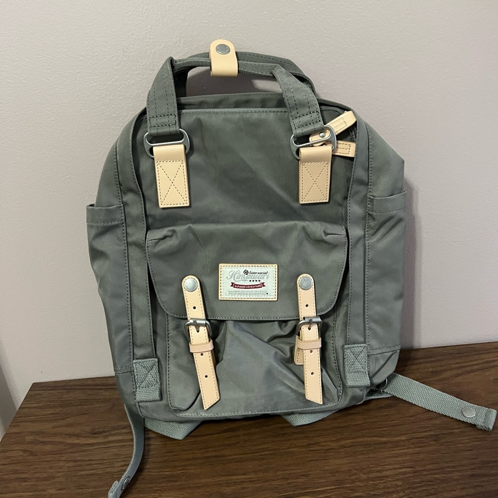 Unbranded Olive Green Canvas Backpack with Cream Trim